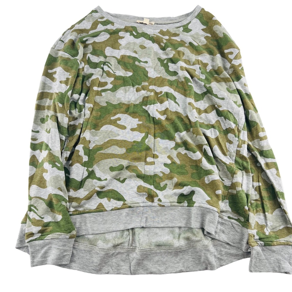 Jane and Delancey‎ Women's size Large Pullover Camo Sweatshirt Light Sweatshirt